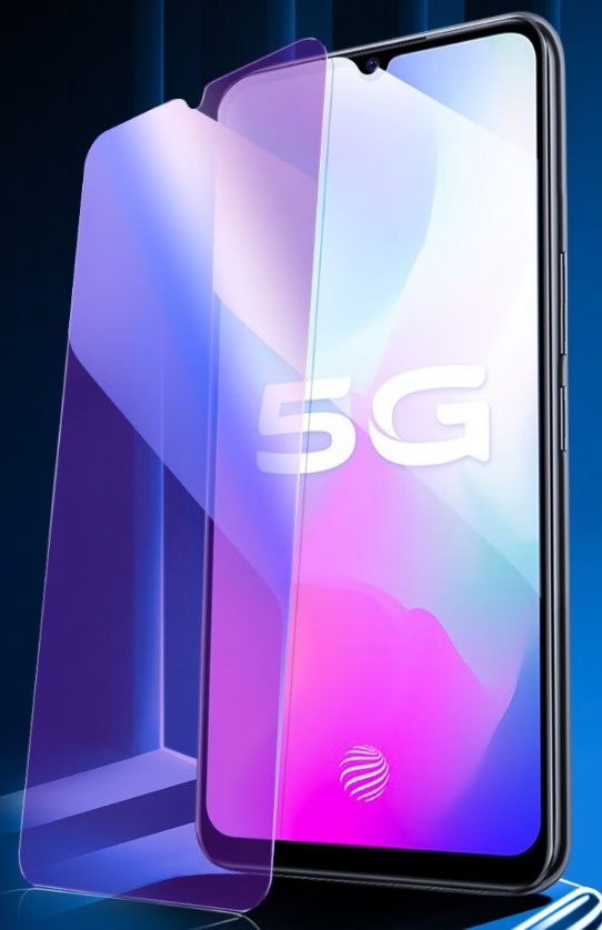 Can screen protectors hide screen scratches?